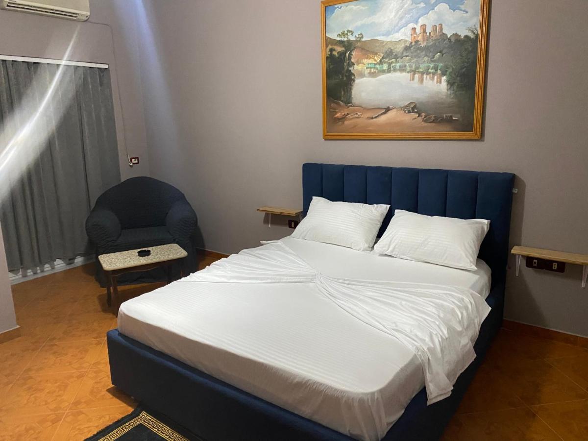 Hotel Belind Berat Exterior foto